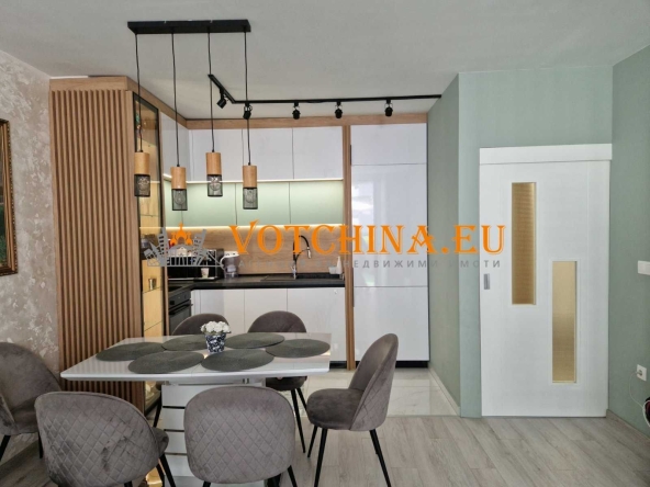 Тристаен апартамент в Варна, Възраждане 1 - 109 кв.м за 2202 €/кв.м - Снимка #1