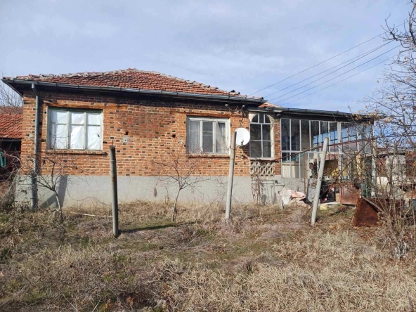 Къща в с. Искра, Област Пловдив - 85 кв.м за 289 €/кв.м - Снимка #1