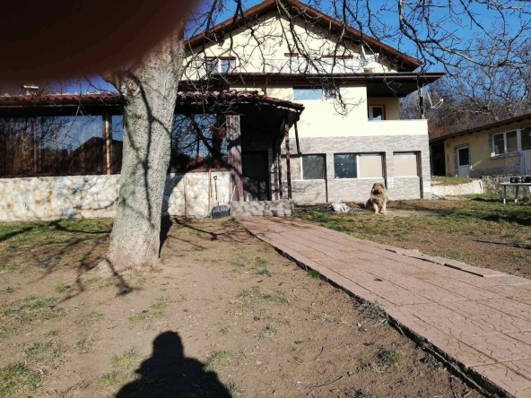 Къща в с. Клисура, Област София-град - 190 кв.м за 1290 €/кв.м - Снимка #1