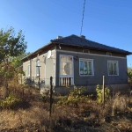 Къща в с. Пчеларово, Област Добрич - 110 кв.м за 181 €/кв.м - Снимка #1