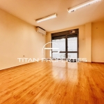 Дава се под наем Магазин в Бургас, Център - 34 кв.м за 255 € - Снимка #1