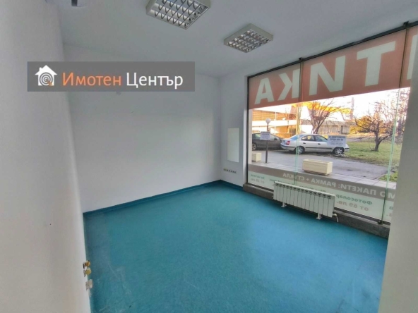 Дава се под наем Магазин в София, Студентски град - 80 кв.м за 720 € - Снимка #1