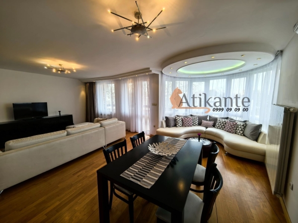 Дава се под наем Четиристаен апартамент в София, Иван Вазов - 155 кв.м за 1500 € - Снимка #1