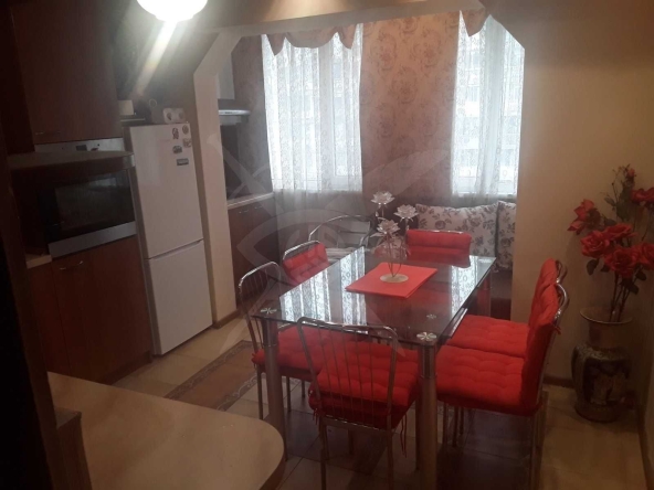 Двустаен апартамент в Бургас, Славейков - 65 кв.м за 1993 €/кв.м - Снимка #1