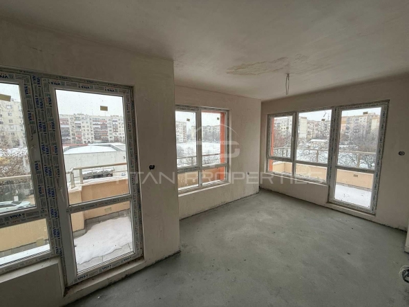 Двустаен апартамент в Пловдив, Тракия - 75 кв.м за 1086 €/кв.м - Снимка #1