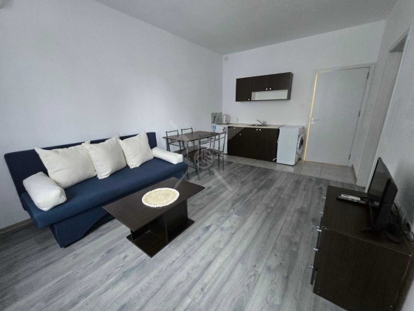 Двустаен апартамент в Поморие - 60 кв.м за 1042 €/кв.м - Снимка #1