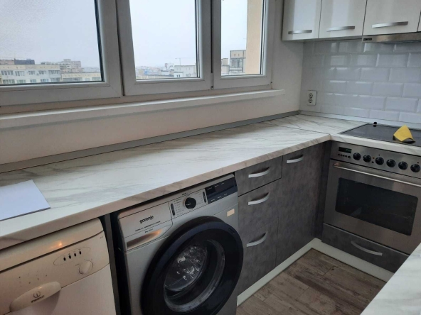 Дава се под наем Тристаен апартамент в София, Люлин 4 - 65 кв.м за 561 € - Снимка #1