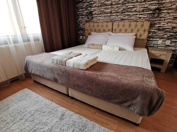 Хотел в Велинград - 684 кв.м за 615 €/кв.м - Снимка #1