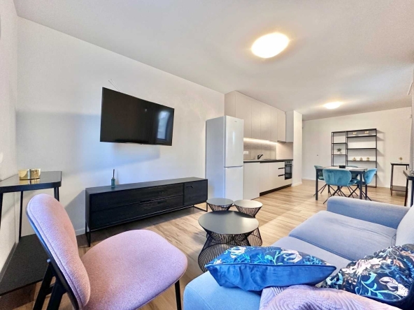 Двустаен апартамент в София, Белите брези - 66 кв.м за 2394 €/кв.м - Снимка #1