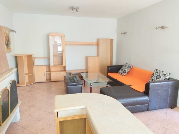 Дава се под наем Тристаен апартамент в София, Медицинска академия - 98 кв.м за 800 € - Снимка #1