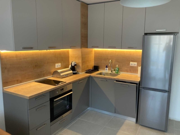 Двустаен апартамент в София, Карпузица - 70 кв.м за 1986 €/кв.м - Снимка #1