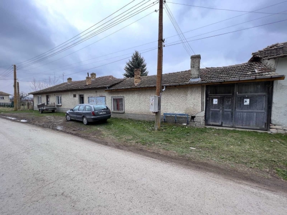 Къща в с. Кардам, Област Търговище - 132 кв.м за 348 €/кв.м - Снимка #1