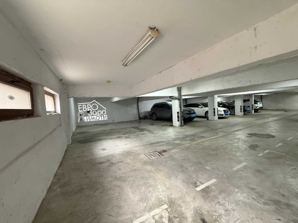 Гараж / Паркомясто в Стара Загора, Железник - център - 17 кв.м за 589 €/кв.м - Снимка #1