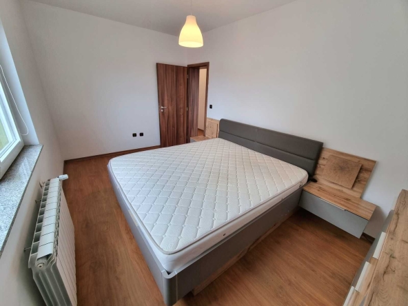 Тристаен апартамент в София, Студентски град - 95 кв.м за 2106 €/кв.м - Снимка #1