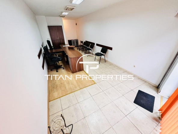 Дава се под наем Офис в Бургас, Възраждане - 40 кв.м за 229.5 € - Снимка #1