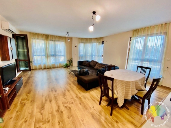 Дава се под наем Тристаен апартамент в Бургас, Сарафово - 120 кв.м за 561 € - Снимка #1