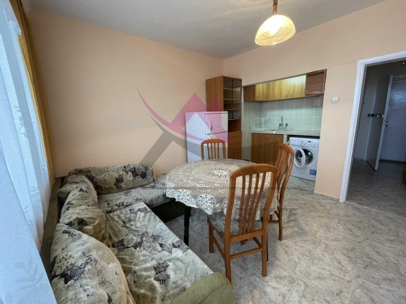 Дава се под наем Двустаен апартамент в Варна, Левски - 63 кв.м за 300 € - Снимка #1