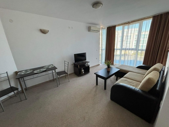 Дава се под наем Двустаен апартамент в Бургас, Сарафово - 55 кв.м за 306 € - Снимка #1