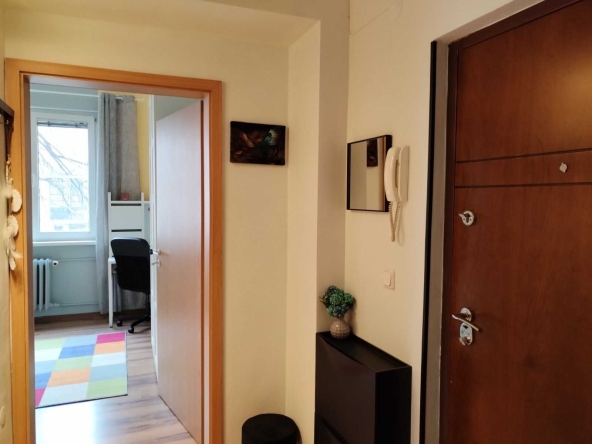 Дава се под наем Двустаен апартамент в София, Център - 65 кв.м за 850 € - Снимка #1