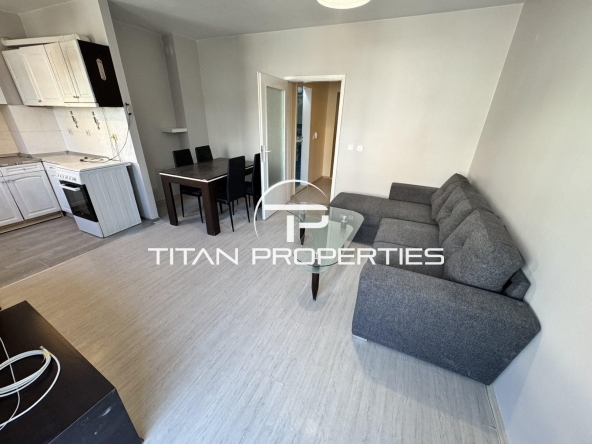 Дава се под наем Двустаен апартамент в Бургас, Изгрев - 68 кв.м за 331.5 € - Снимка #1