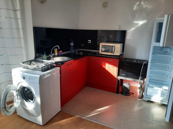 Дава се под наем Двустаен апартамент в Свети Влас - 45 кв.м за 325 € - Снимка #1