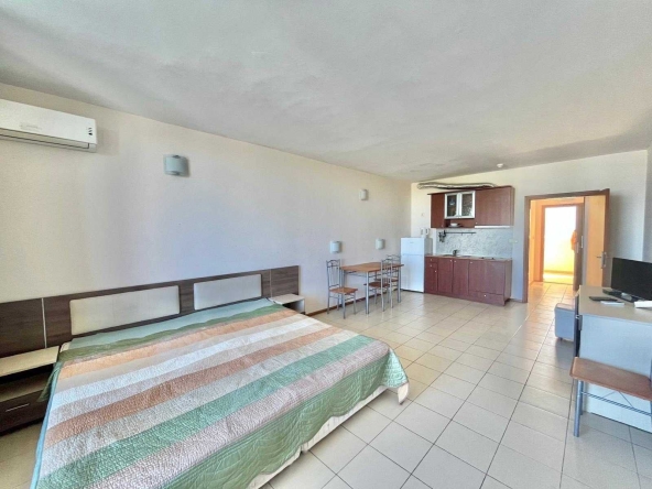 Дава се под наем Ателие в к.к. Слънчев бряг - 48 кв.м за 102 € - Снимка #1