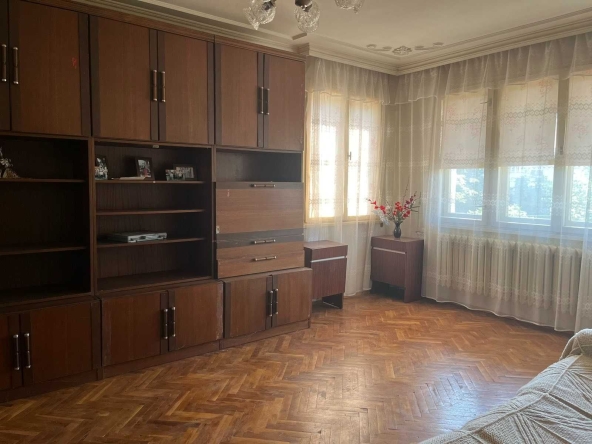 Тристаен апартамент в Хисаря - 120 кв.м за 959 €/кв.м - Снимка #1