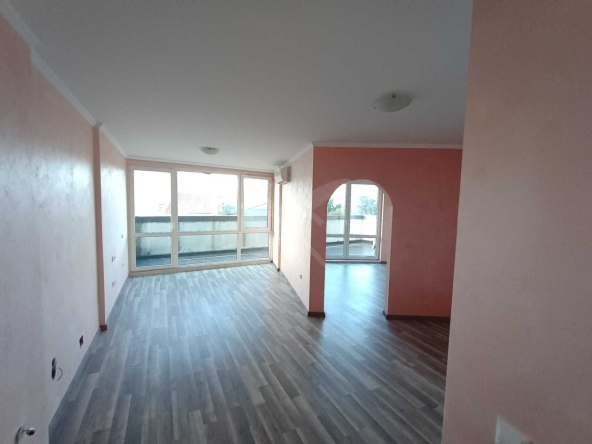 Двустаен апартамент в к.к. Слънчев бряг - 76 кв.м за 908 €/кв.м - Снимка #1