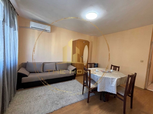 Дава се под наем Тристаен апартамент в Варна, Лятно кино Тракия - 87 кв.м за 350 € - Снимка #1