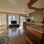 Дава се под наем Тристаен апартамент в Бургас, Център - 85 кв.м за 500 € - Снимка #1