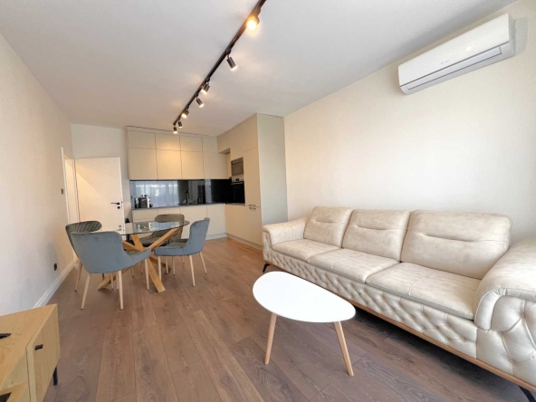 Тристаен апартамент в София, Гео Милев - 98 кв.м за 1684 €/кв.м - Снимка #1