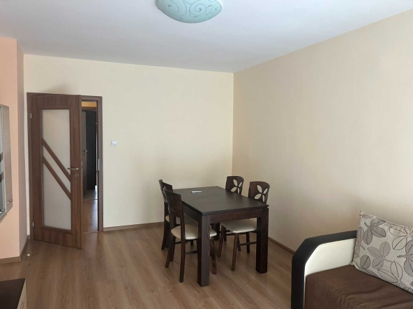 Дава се под наем Тристаен апартамент в Бургас, Възраждане - 73 кв.м за 375 € - Снимка #1