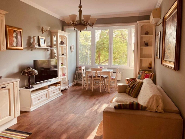 Дава се под наем Двустаен апартамент в Пловдив, Център - 55 кв.м за 159000 € - Снимка #1