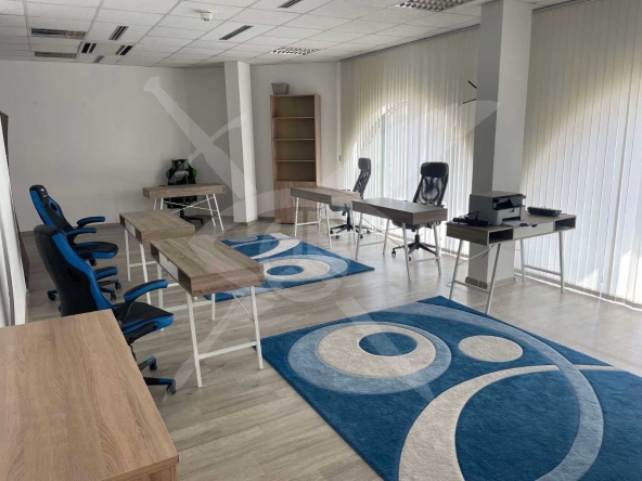 Дава се под наем Офис в Варна, Победа - 75 кв.м за 450 € - Снимка #1