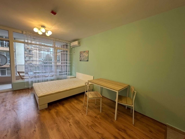 Дава се под наем Едностаен апартамент в Поморие - 40 кв.м за 250 € - Снимка #1