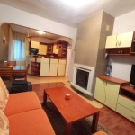 Дава се под наем Тристаен апартамент в Бургас, Център - 100 кв.м за 325 € - Снимка #1