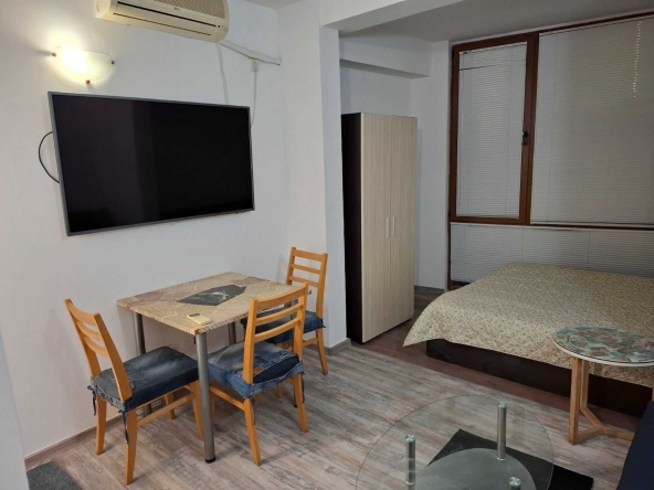 Едностаен апартамент в к.к. Слънчев бряг - 43 кв.м за 653 €/кв.м - Снимка #1