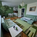 Дава се под наем Тристаен апартамент в Бургас, Славейков - 96 кв.м за 675 € - Снимка #1