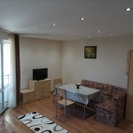 Дава се под наем Едностаен апартамент в Бургас, Възраждане - 42 кв.м за 300 € - Снимка #1