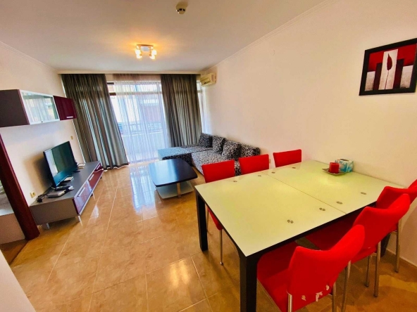 Тристаен апартамент в Свети Влас - 99 кв.м за 1132 €/кв.м - Снимка #1