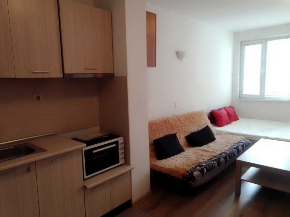 Дава се под наем Едностаен апартамент в София, Студентски град - 40 кв.м за 450 € - Снимка #1