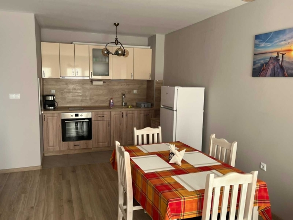 Дава се под наем Двустаен апартамент в Бургас, Сарафово - 60 кв.м за 204 € - Снимка #1