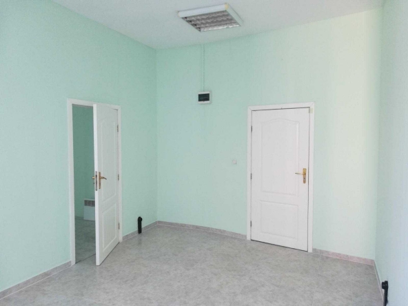 Дава се под наем Офис в Стара Загора, Център - 50 кв.м за 127.5 € - Снимка #1