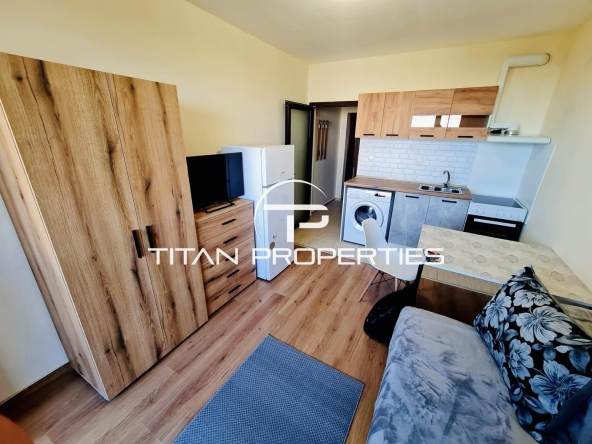 Дава се под наем Едностаен апартамент в Бургас, Меден рудник - зона А - 35 кв.м за 204 € - Снимка #1