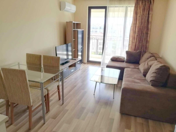 Двустаен апартамент в к.к. Слънчев бряг - 68 кв.м за 585 €/кв.м - Снимка #1