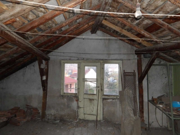 Къща в Перущица - 74 кв.м за 690 €/кв.м - Снимка #1