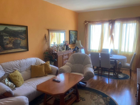 Етаж от къща в Димитровград - 130 кв.м за 577 €/кв.м - Снимка #1