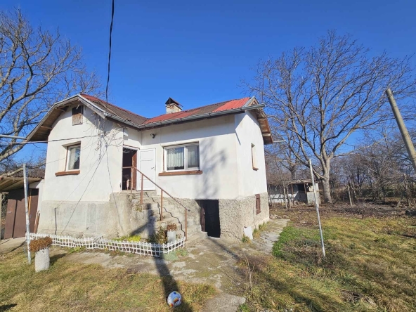 Къща в с. Жедна, Област Перник - 60 кв.м за 612 €/кв.м - Снимка #1