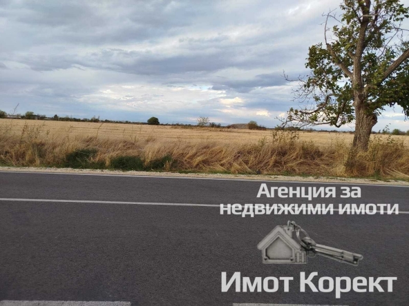 Земеделски имот в с. Козаново, Област Пловдив -  кв.м за 6 €/дка - Снимка #1