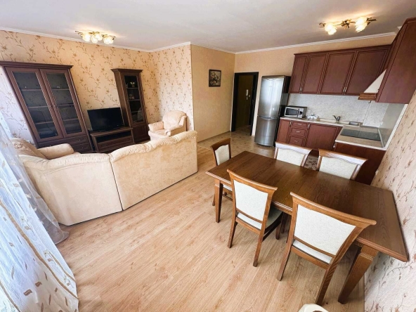 Тристаен апартамент в Варна, Виница - 120 кв.м за 1542 €/кв.м - Снимка #1